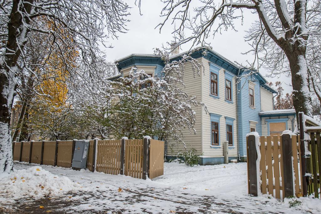 White Amber Apartment Liepaja Exterior photo